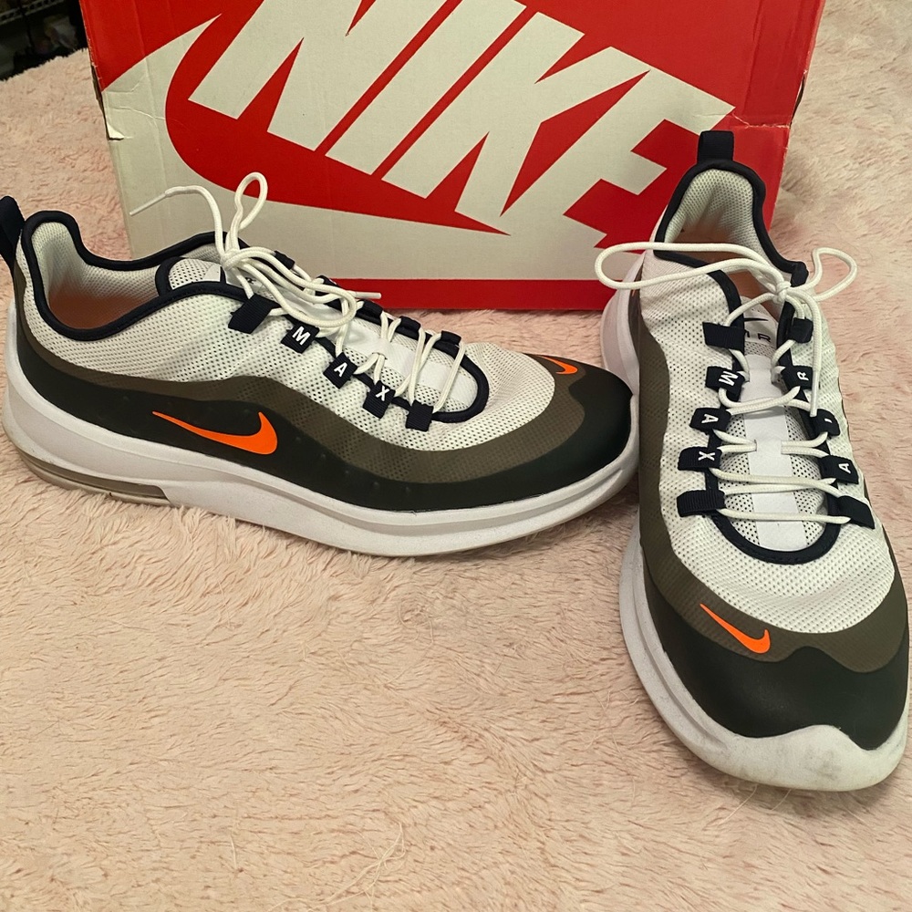 Mens Nike Air Max Axis